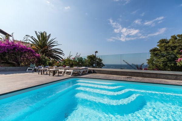 Hôtel avec piscine à Calvi