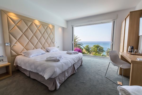 Room with sea view in Calvi
